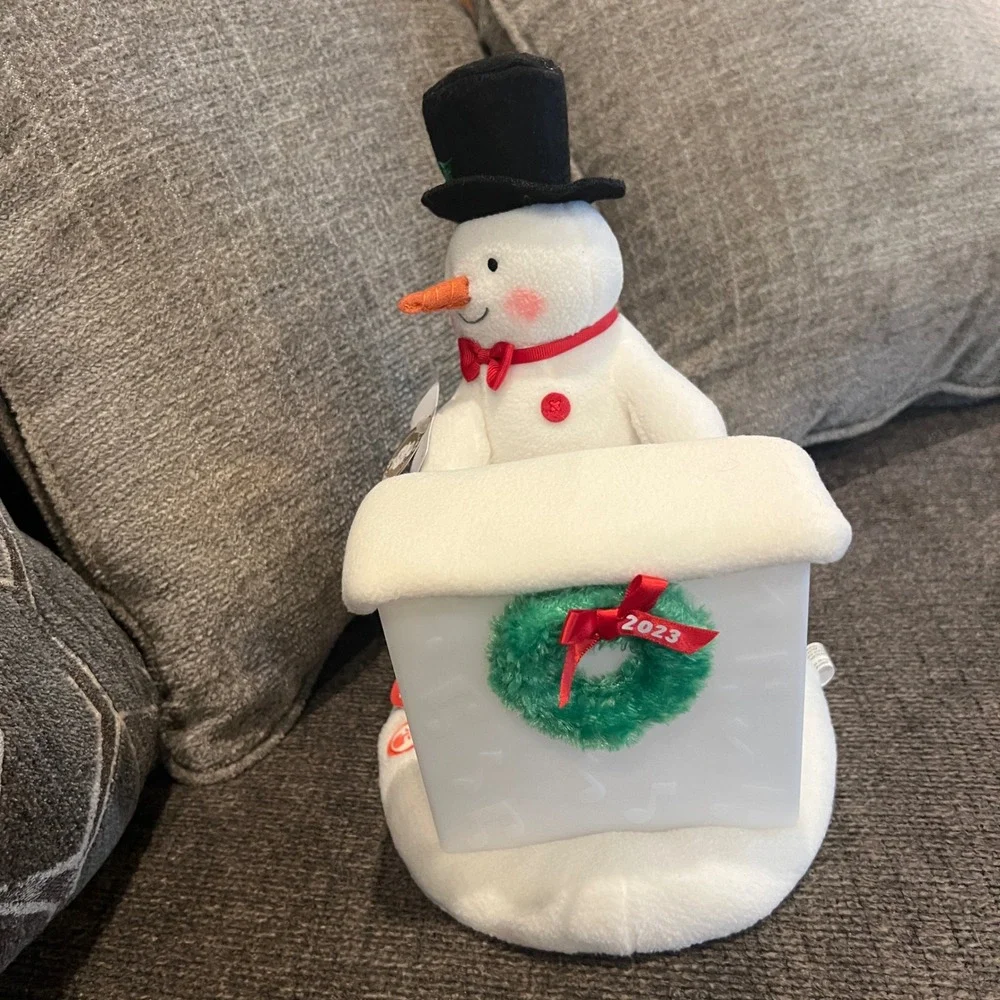 Hallmark 2023 Singing Snowman 20 Years of Cheer Piano Musical Plush Sound Motion